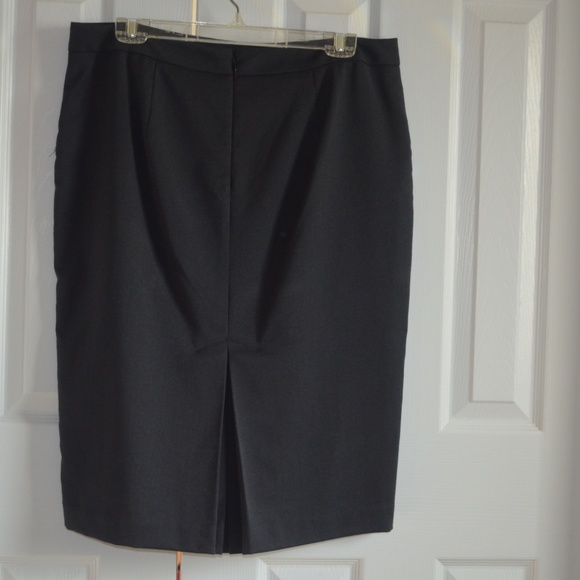 Cabi Style #430 Bossy Skirt - Picture 3 of 5